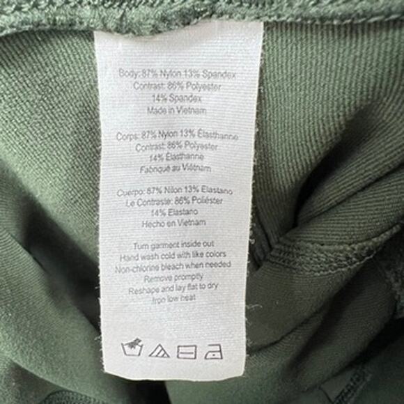 Alo Yoga High-Waist Moto Legging Women's S in Forrest Green - Picture 9 of 11